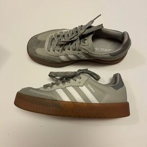 Adidas Women sambas 7